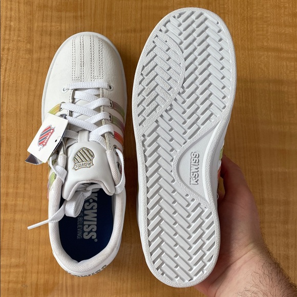 K-Swiss Women’s Tennis Shoes Size 6.5 White Color Striped - Picture 6 of 11